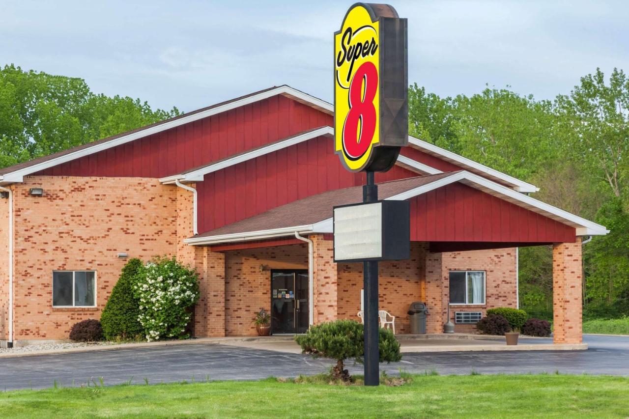 Super 8 By Wyndham Watseka Hotel Exterior photo